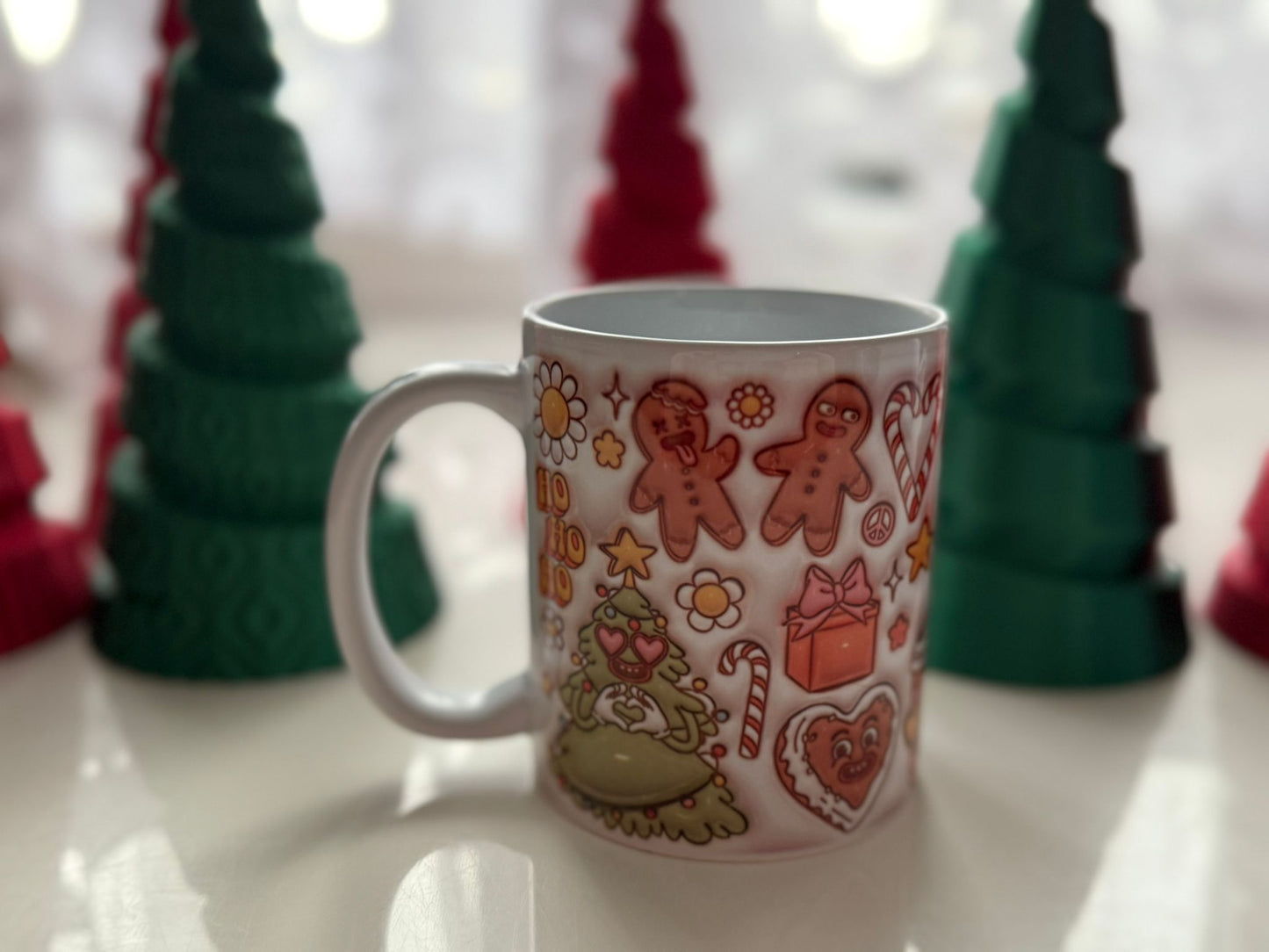 Gingerbread Christmas Mug – Cute Holiday Doodles Ceramic Cup (350ml)